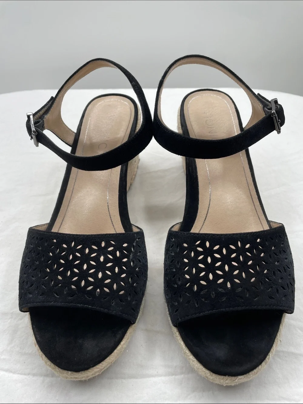 Vionic Tulum Ariel Wedge Sandals. 10M.